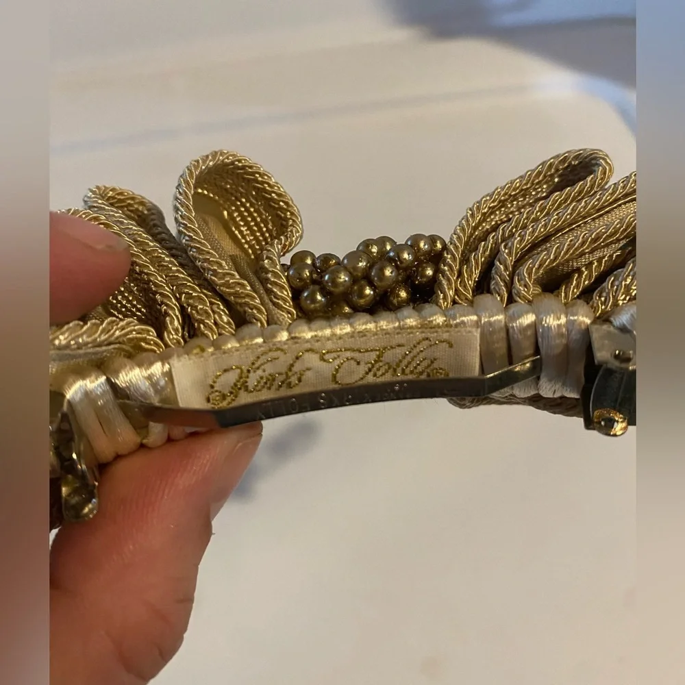 Kirk’s Folly Barrette - Picture 2 of 3